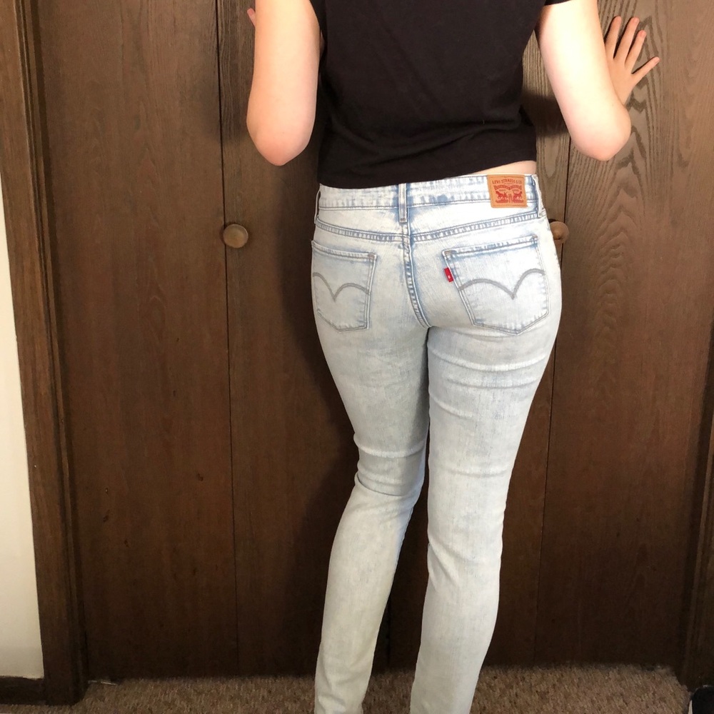 Levi’s 711 Skinny Light Acid Wash Jean
